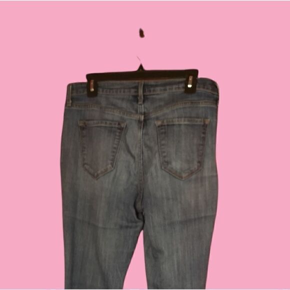 Old Navy  Mid-Rise Curvy profile -Long skinny - Picture 3 of 8